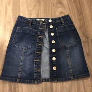 Denim skirt